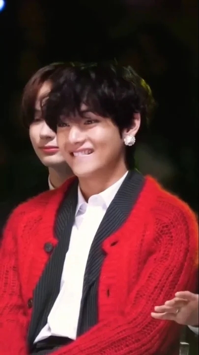 Recent activity shot of V (BTS)