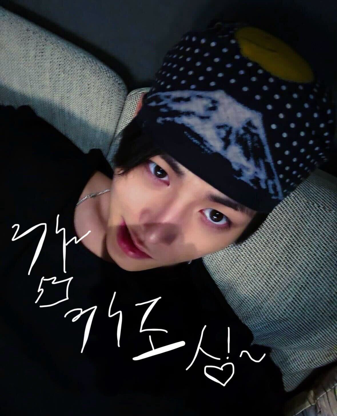 Behind-the-scenes cut of Taesan (BOYNEXTDOOR)