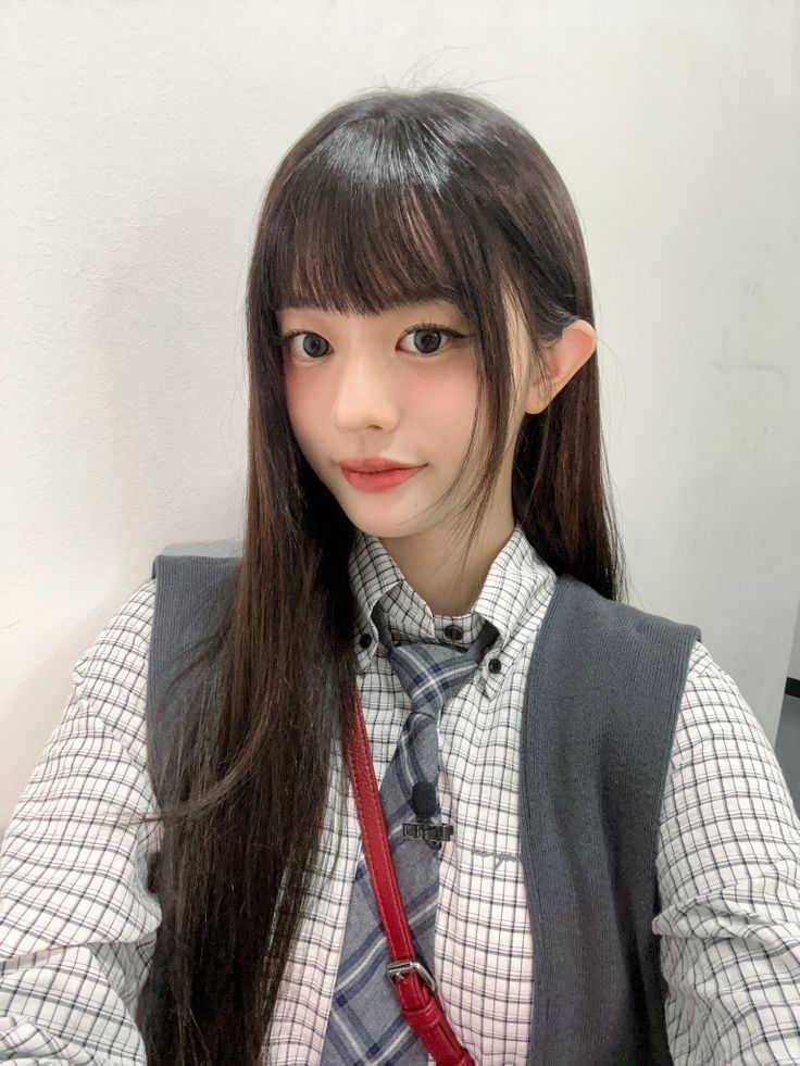 Latest photo of Minju (ILLIT)