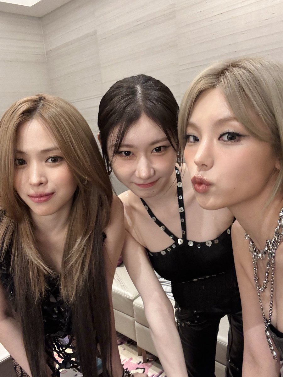 Recent activity shot of ITZY
