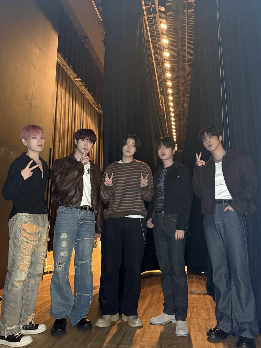 Foto aktivitas terbaru WEi