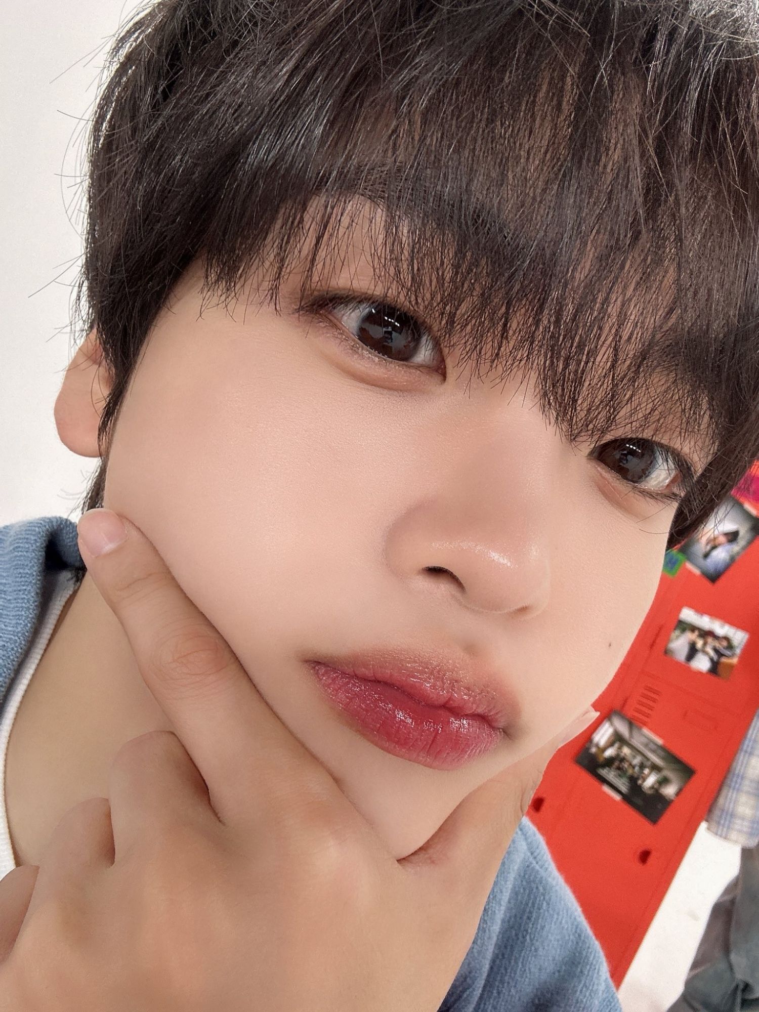 Recent activity shot of Hyeongjun (CRAVITY)