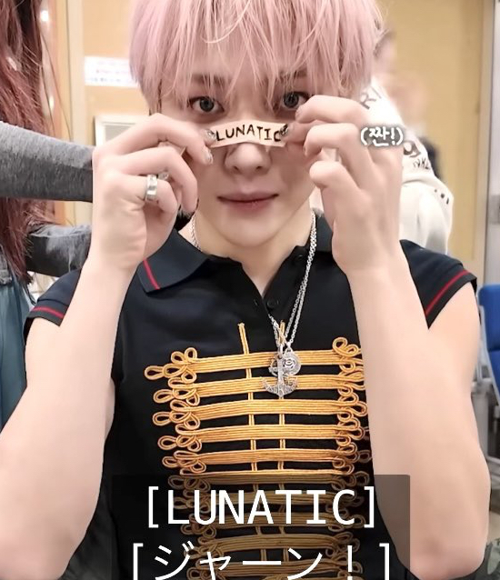 ニコラス (&TEAM)の最近の活動写真