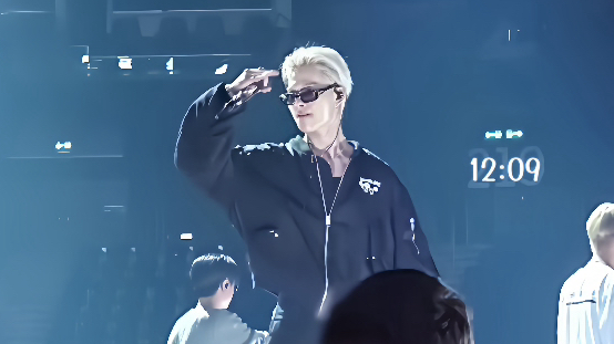 Latest photo of NI-KI (ENHYPEN)