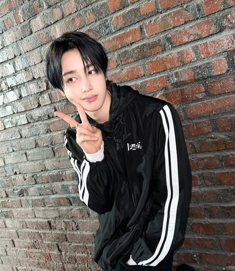 Latest photo of Hunter (Xikers)