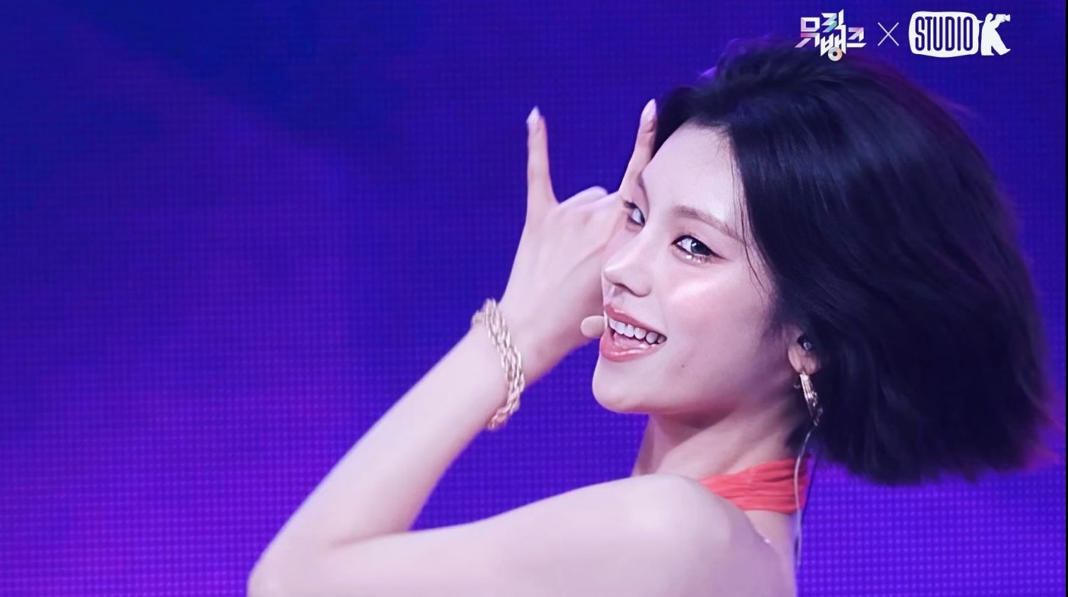 Behind-the-scenes cut of Yeji (ITZY)
