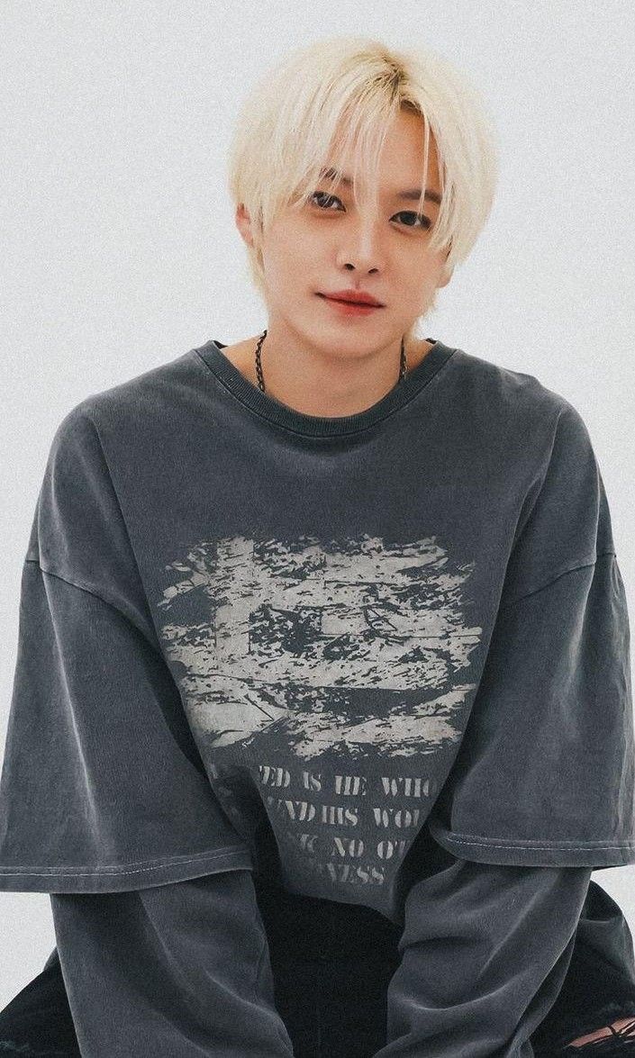 A moment captured by Lee Know (Stray Kids)'s fan