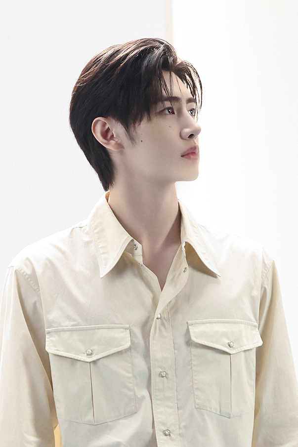 성훈 (ENHYPEN)의 최신 사진