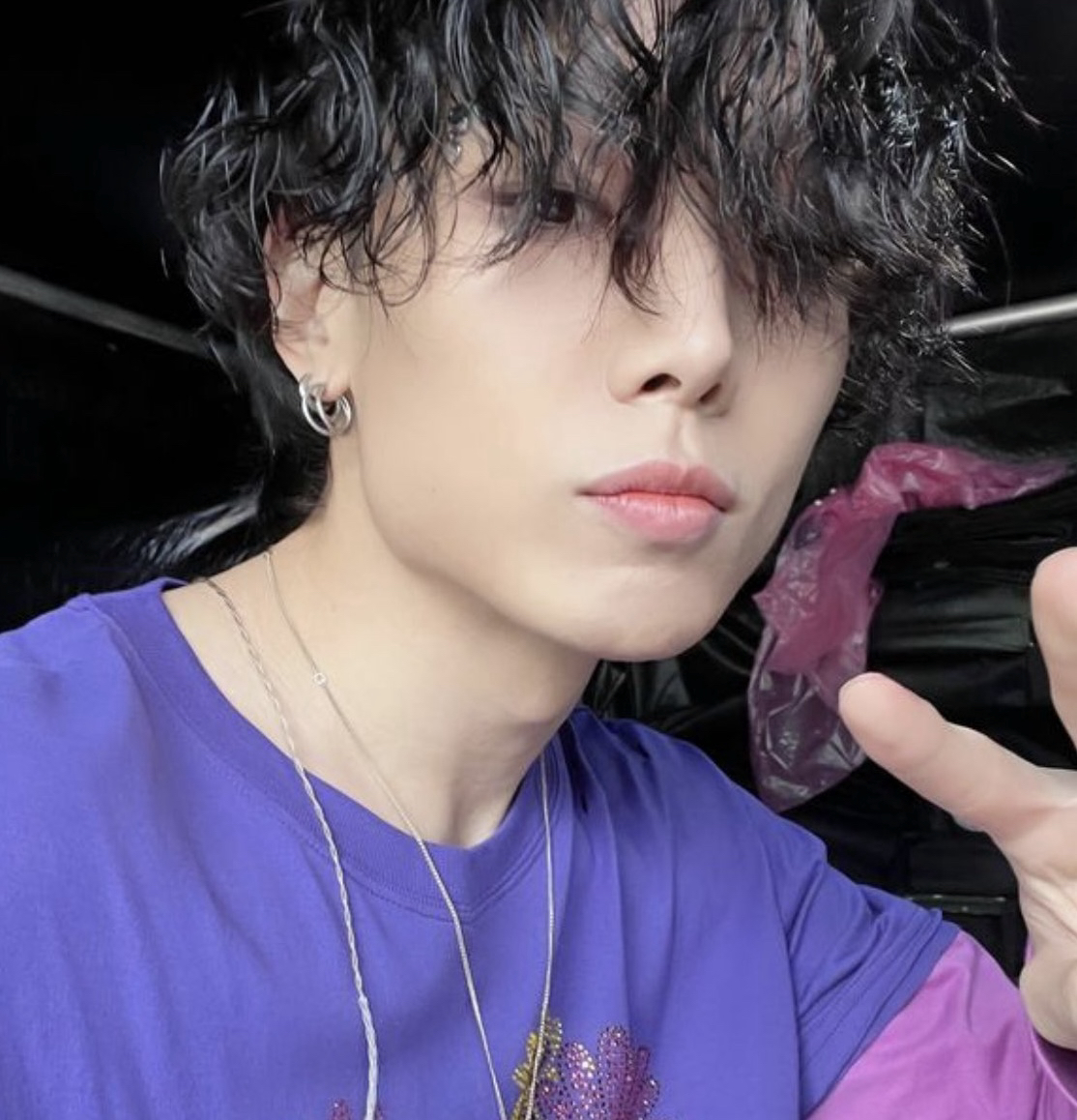 Behind-the-scenes cut of BOBBY (iKON)