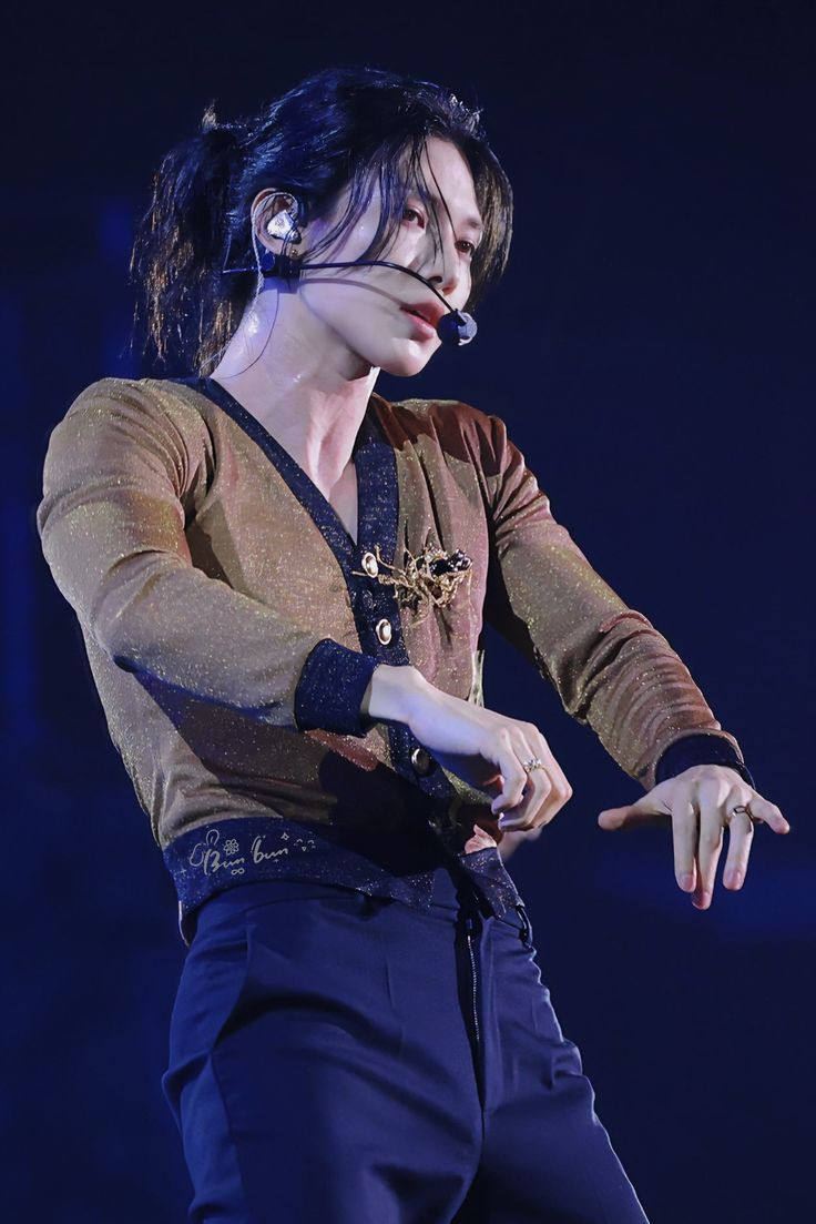 에이티즈의 비하인드 컷