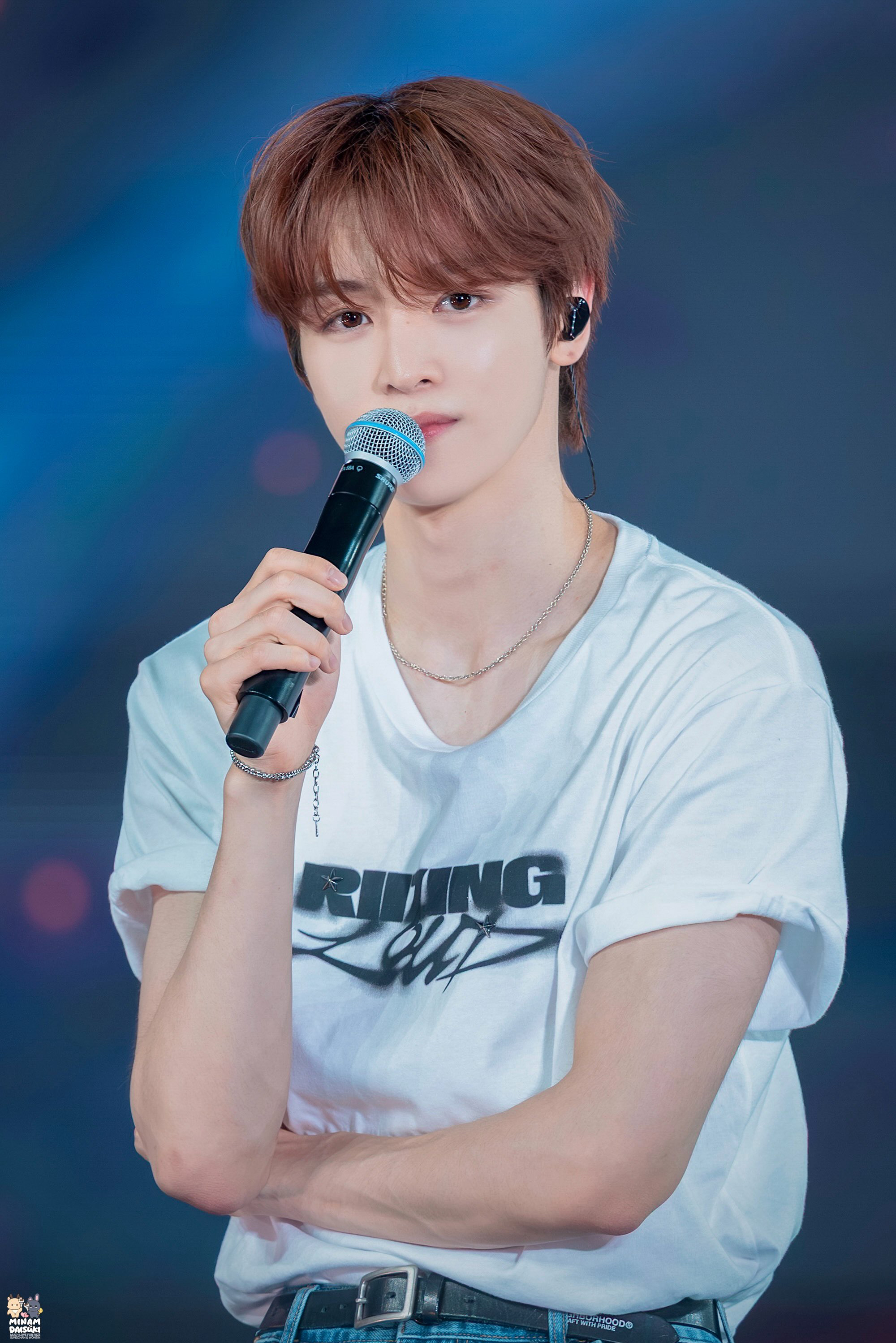 Latest photo of Sungchan (RIIZE)