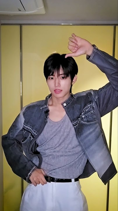 Recent activity shot of Jang yonghoon (IDID)