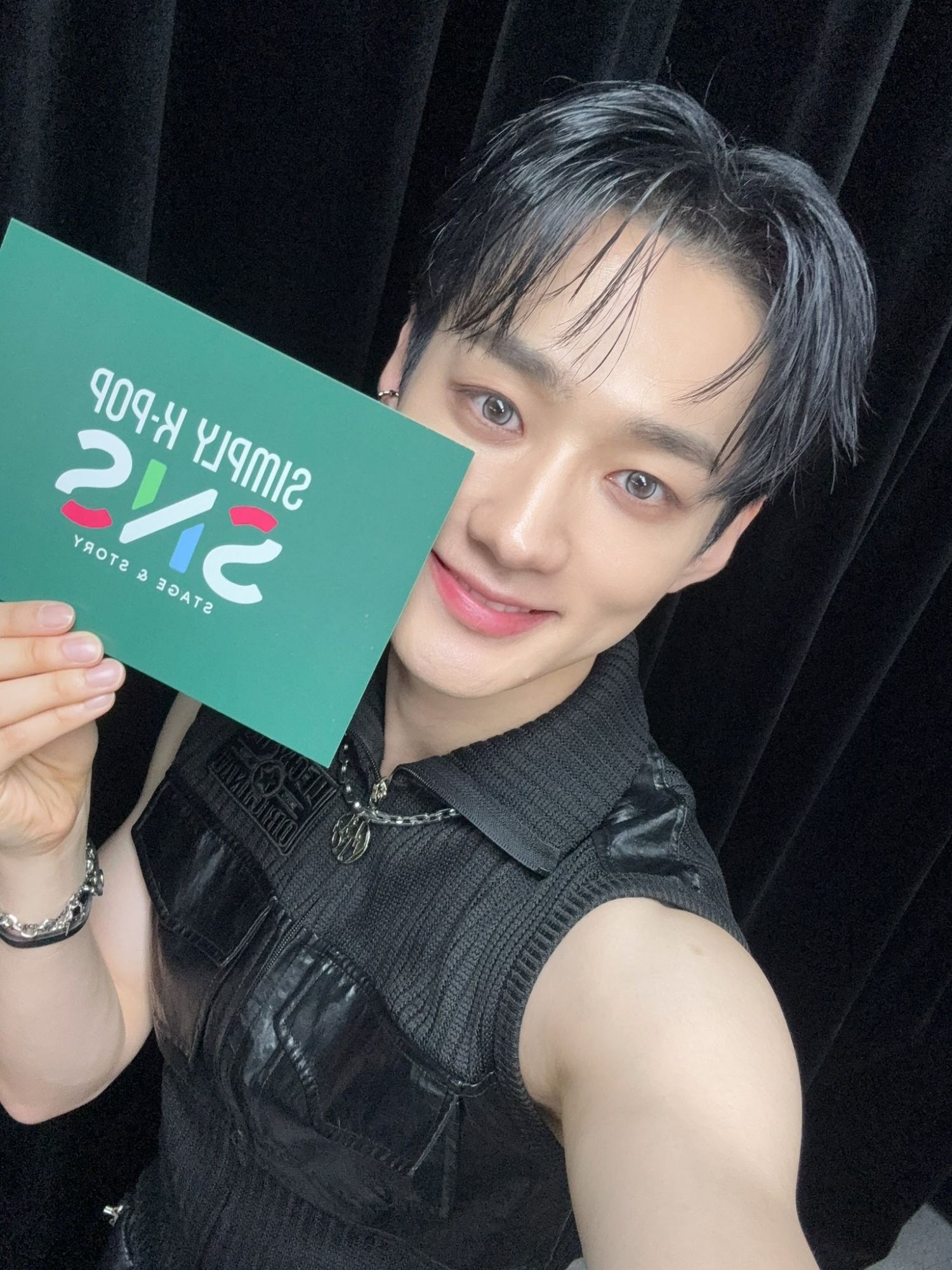 A moment captured by Yongseung (VERIVERY)'s fan