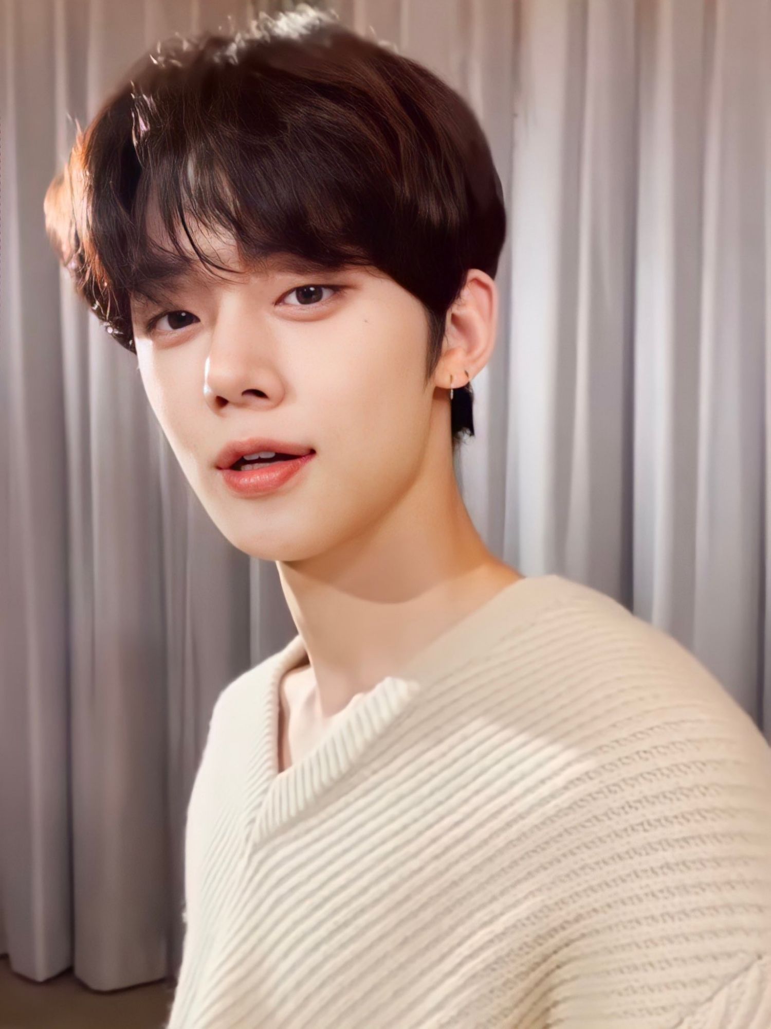 Latest photo of Yeonjun (TOMORROW X TOGETHER)