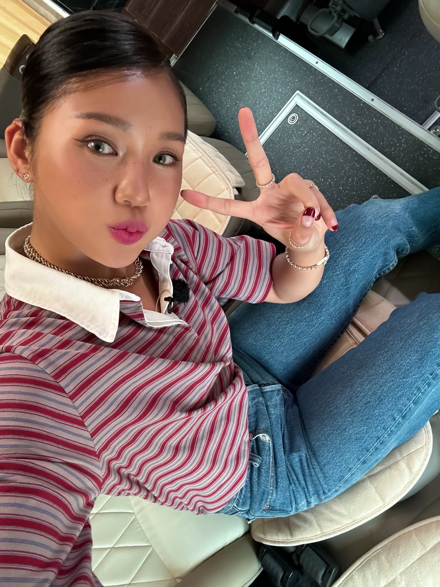 OH MY GIRL的最新活动照片