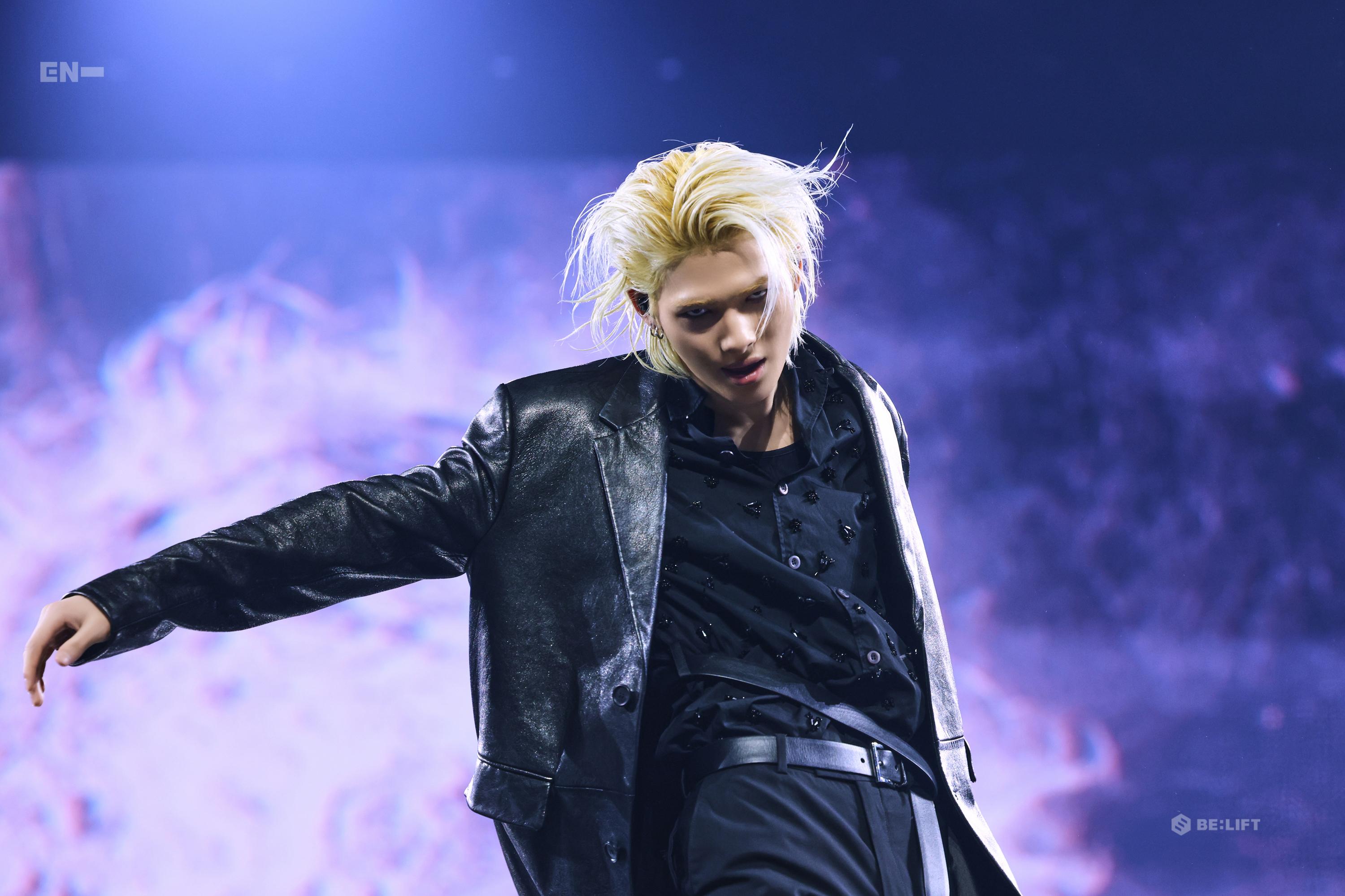 NI-KI (ENHYPEN)的最新照片