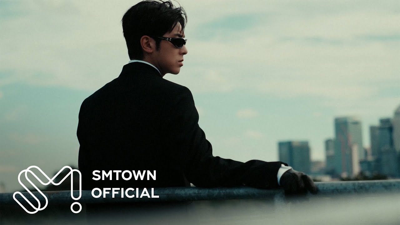Behind-the-scenes cut of U-Know (TVXQ)