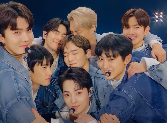 Behind-the-scenes cut of EXO