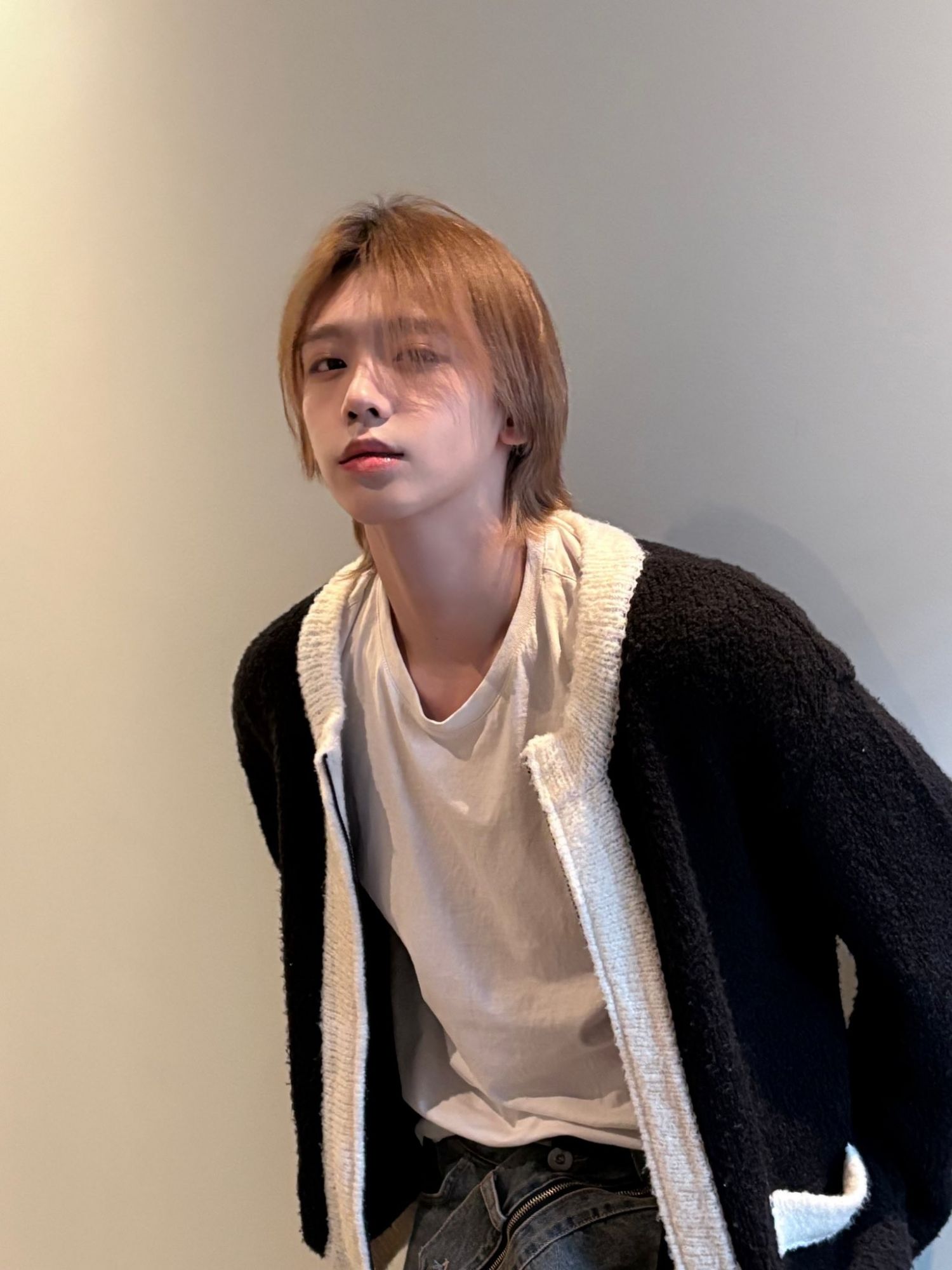 A moment captured by Zhang Shuaibo (AHOF)'s fan