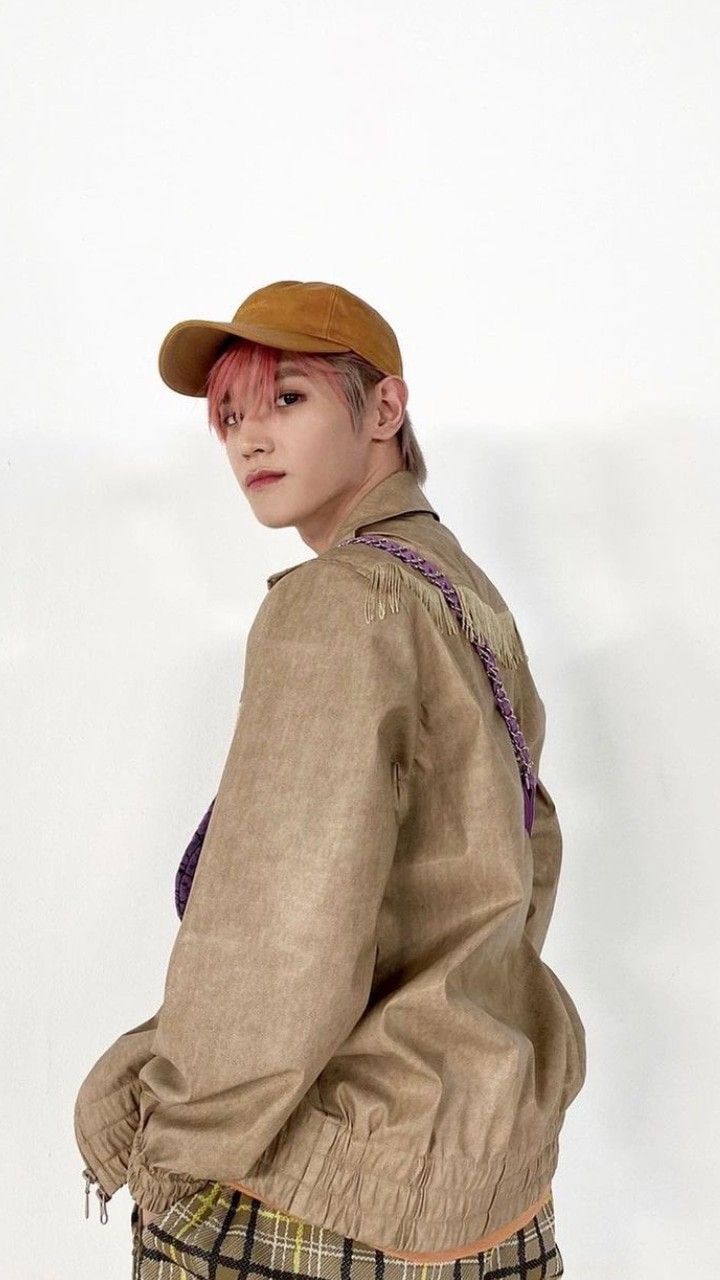 Today's most popular wallpaper in the Taeyong (NCT 127) community