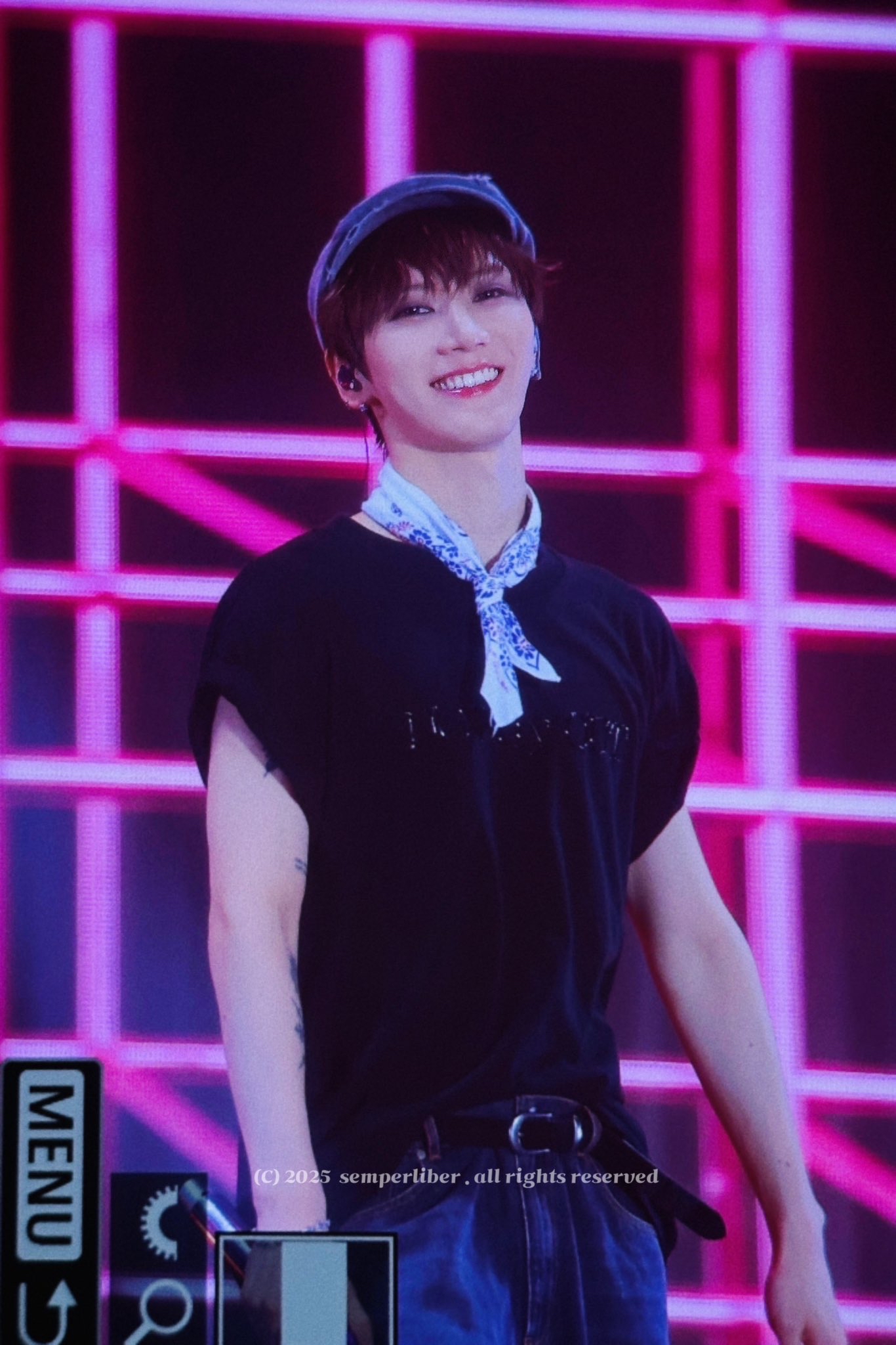 A moment captured by TEN (WayV)'s fan