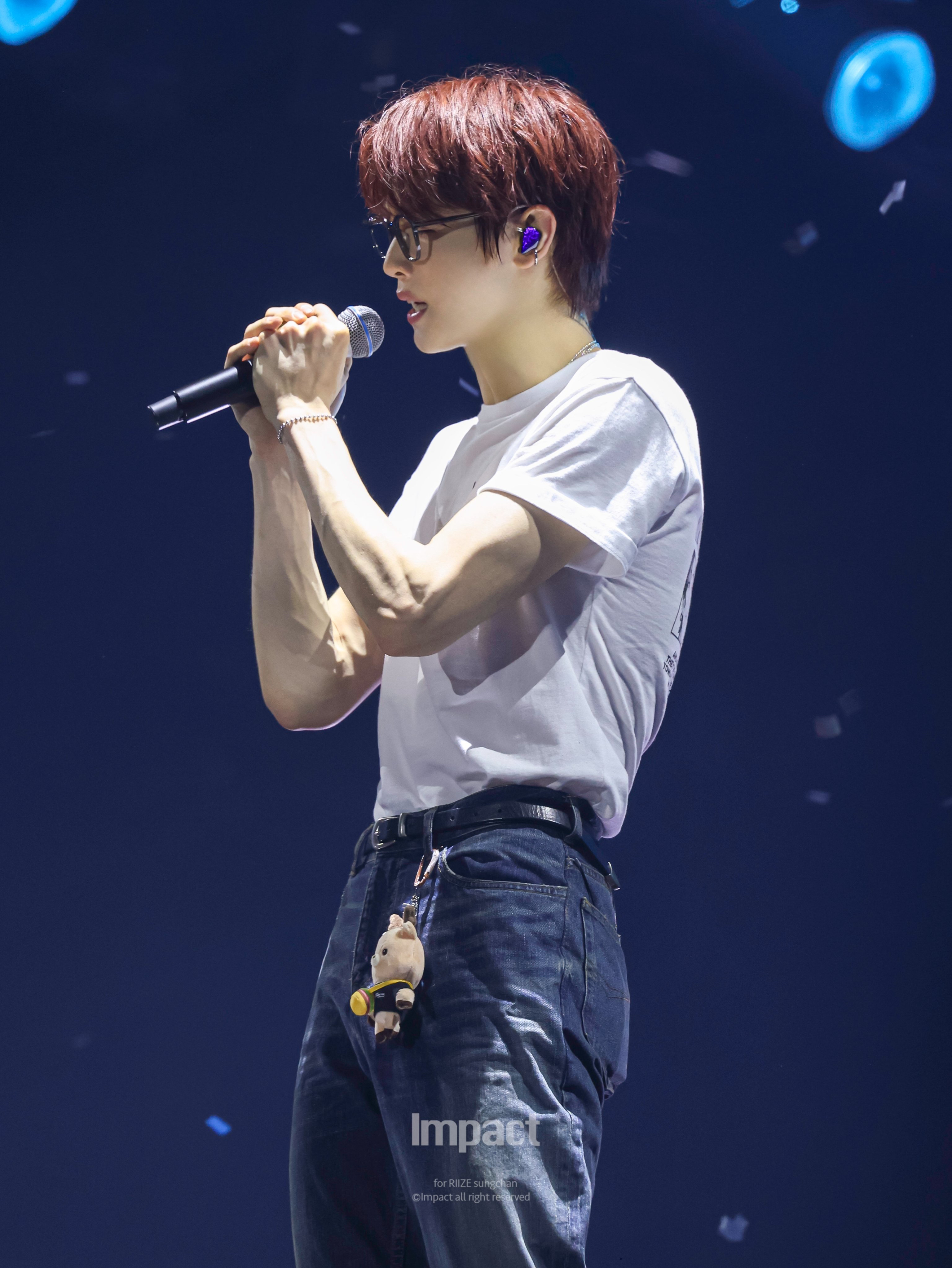 Latest photo of Sungchan (RIIZE)