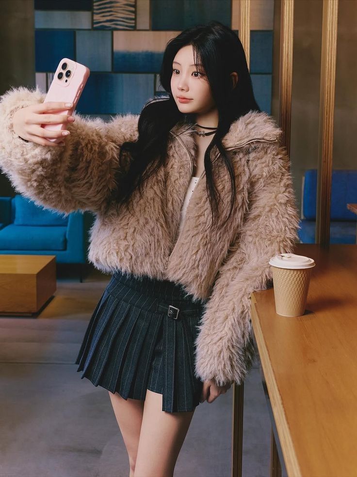 Recent activity shot of Wonhee (ILLIT)