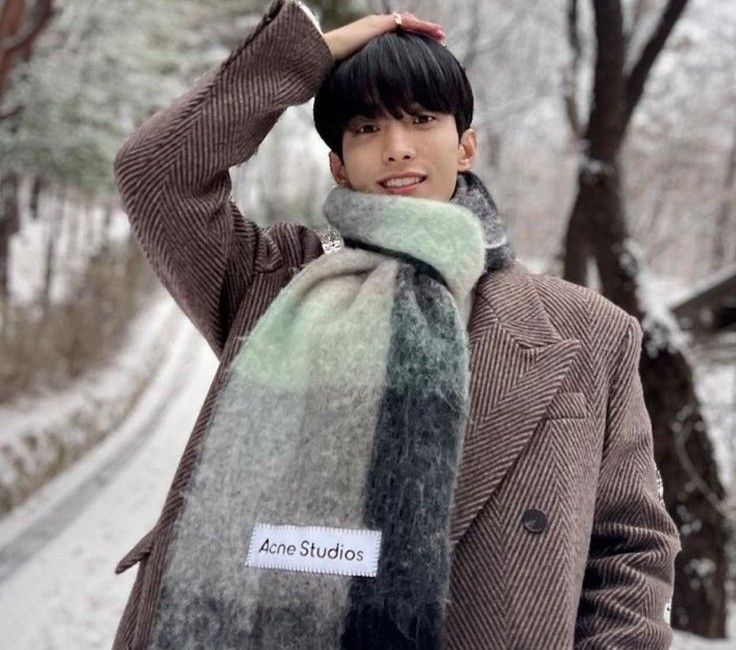 Latest photo of DK (SEVENTEEN)