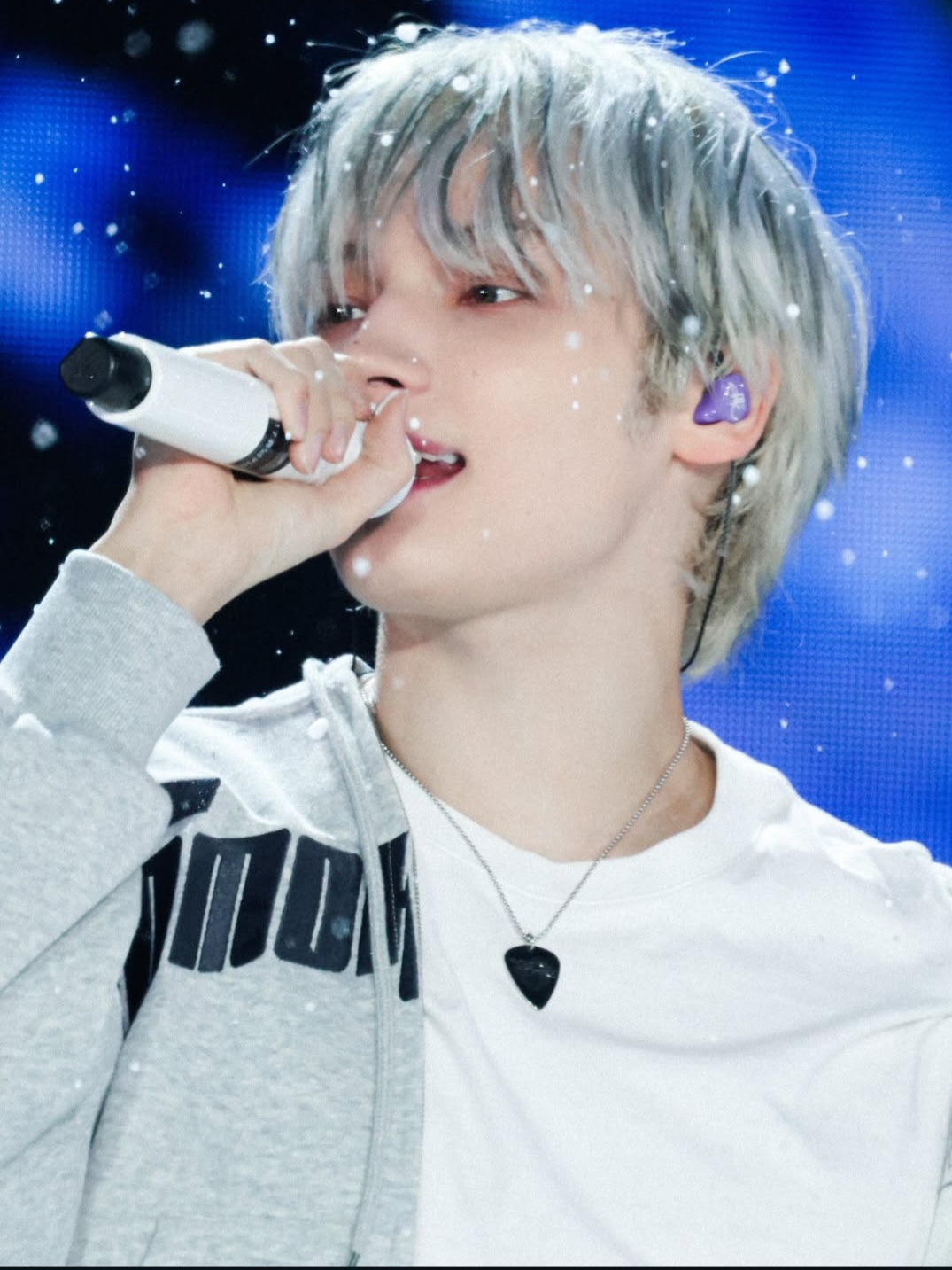 Latest photo of HueningKai (TOMORROW X TOGETHER)