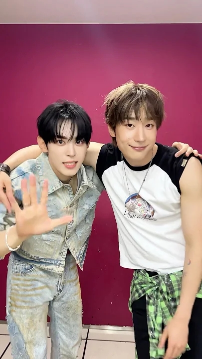 Recent activity shot of Han Seungwoo