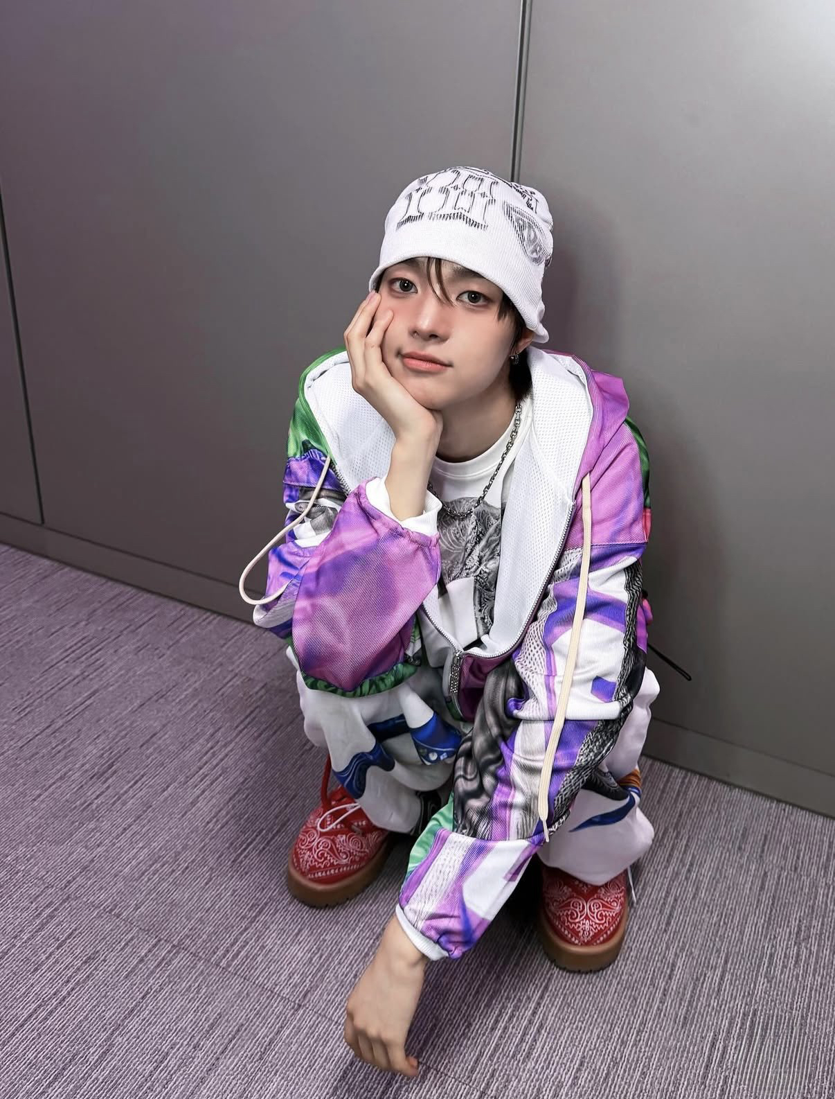 Recent activity shot of EJ (&TEAM)