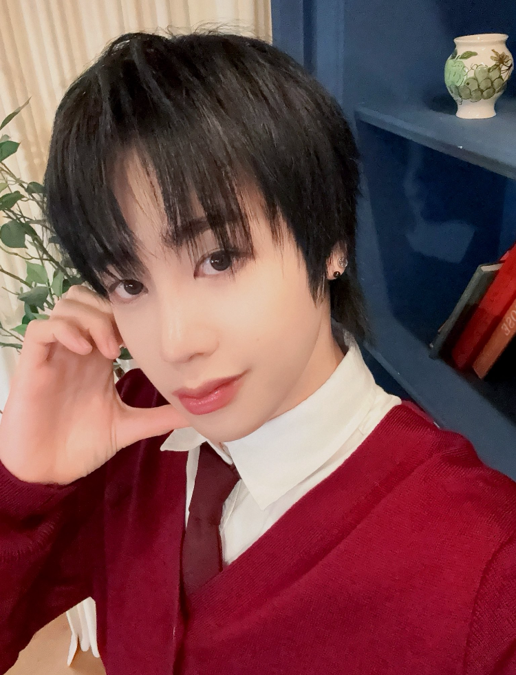 A moment captured by Hunter (Xikers)'s fan