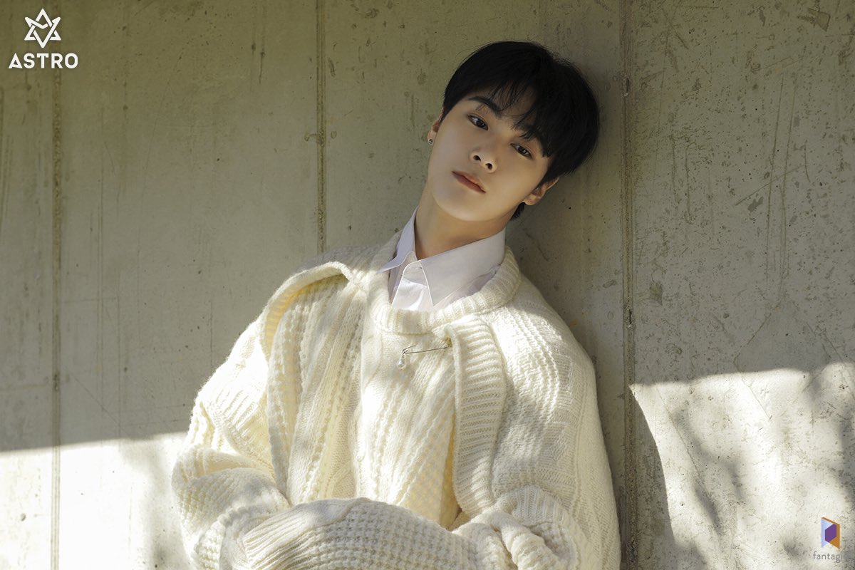 Behind-the-scenes cut of Moonbin (ASTRO)