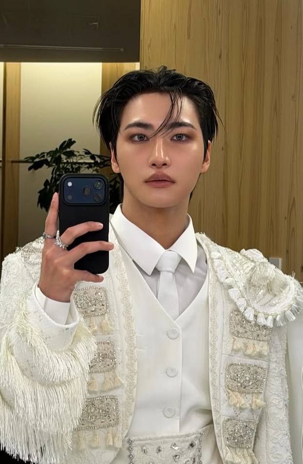 星和 (ATEEZ)的最新活动照片