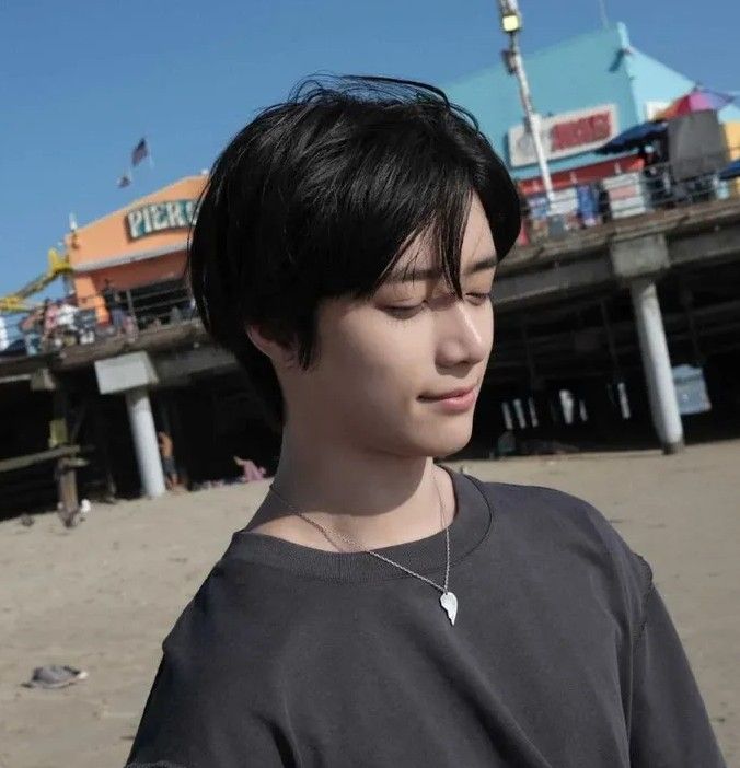 A moment captured by Beomgyu (TOMORROW X TOGETHER)'s fan