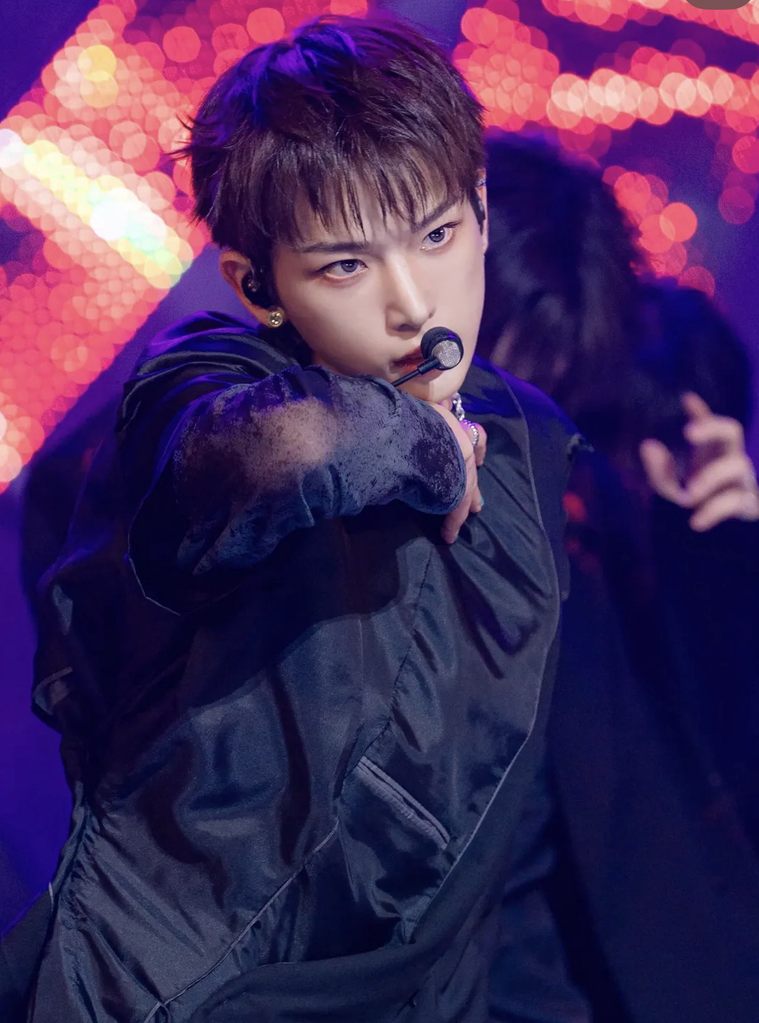 Behind-the-scenes cut of Harua (&TEAM)