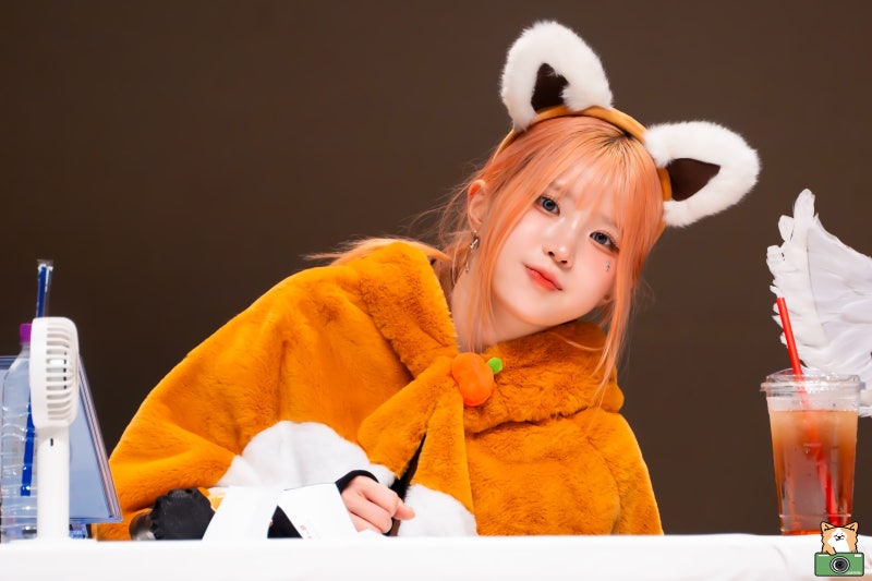 Recent activity shot of Song Hayoung (fromis_9)