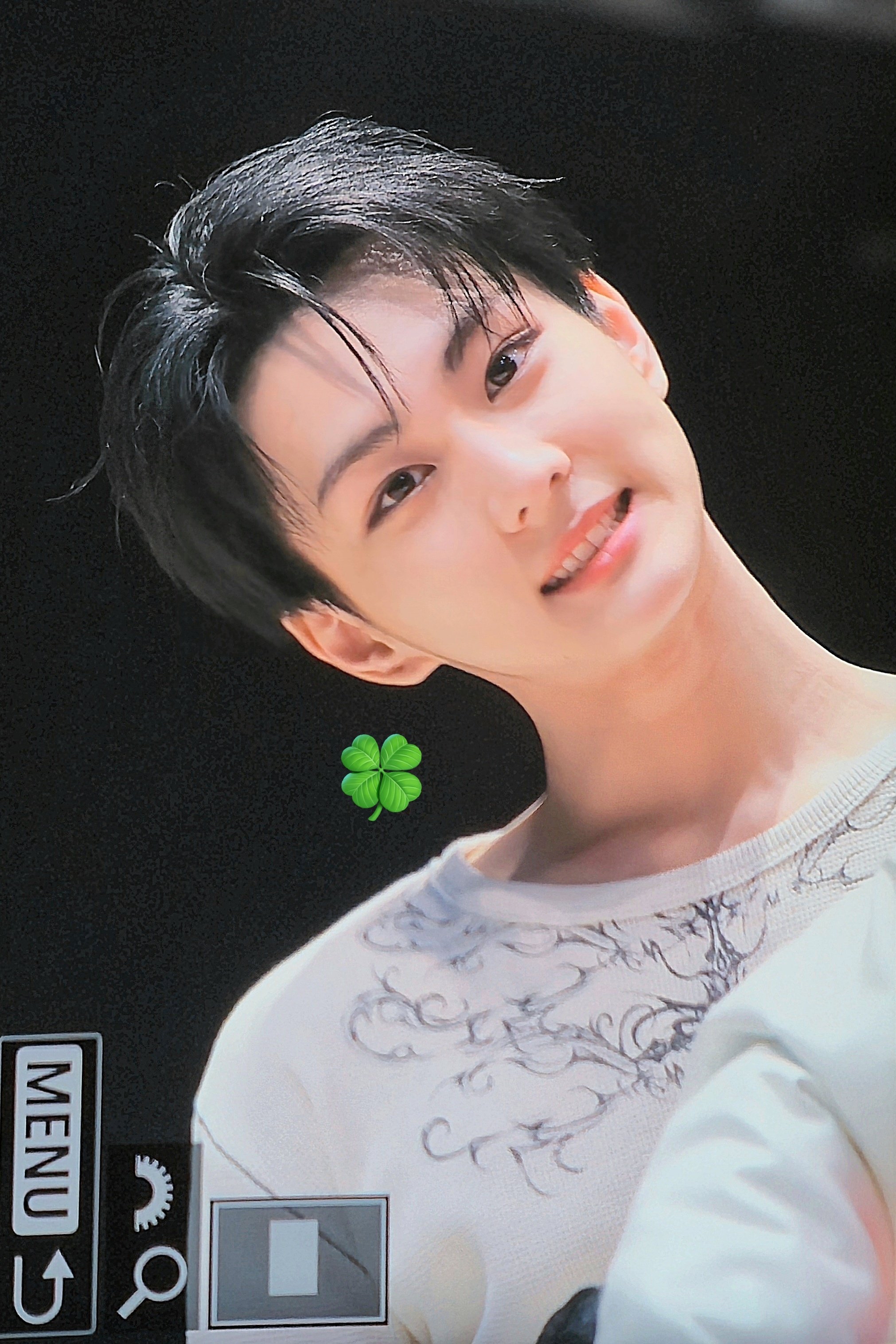 Latest photo of Jungwon (ENHYPEN)