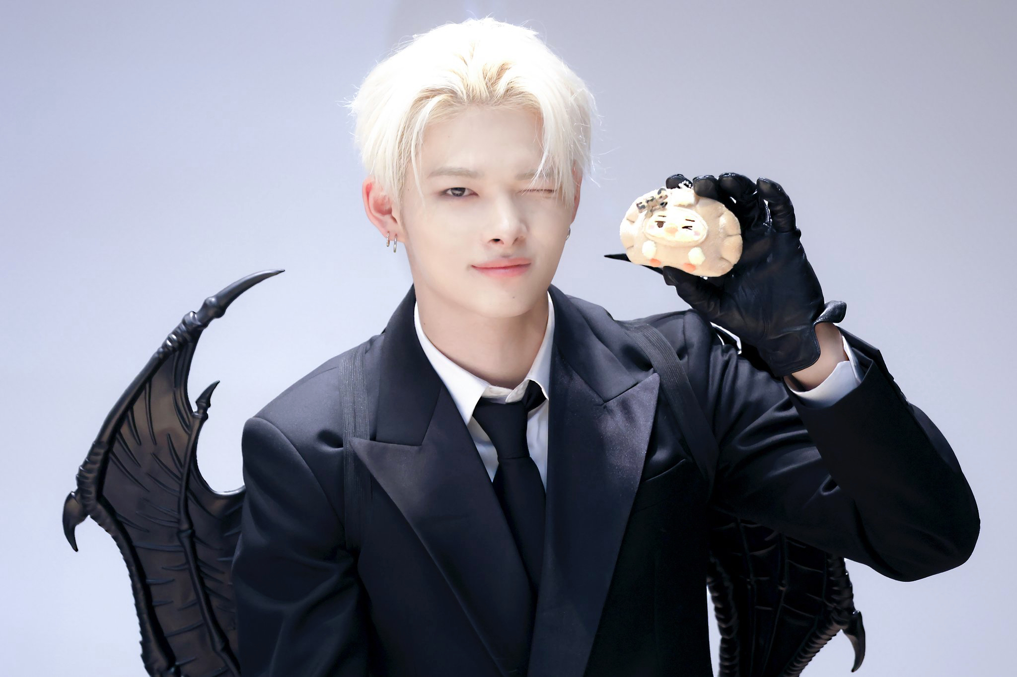 Behind-the-scenes cut of NI-KI (ENHYPEN)