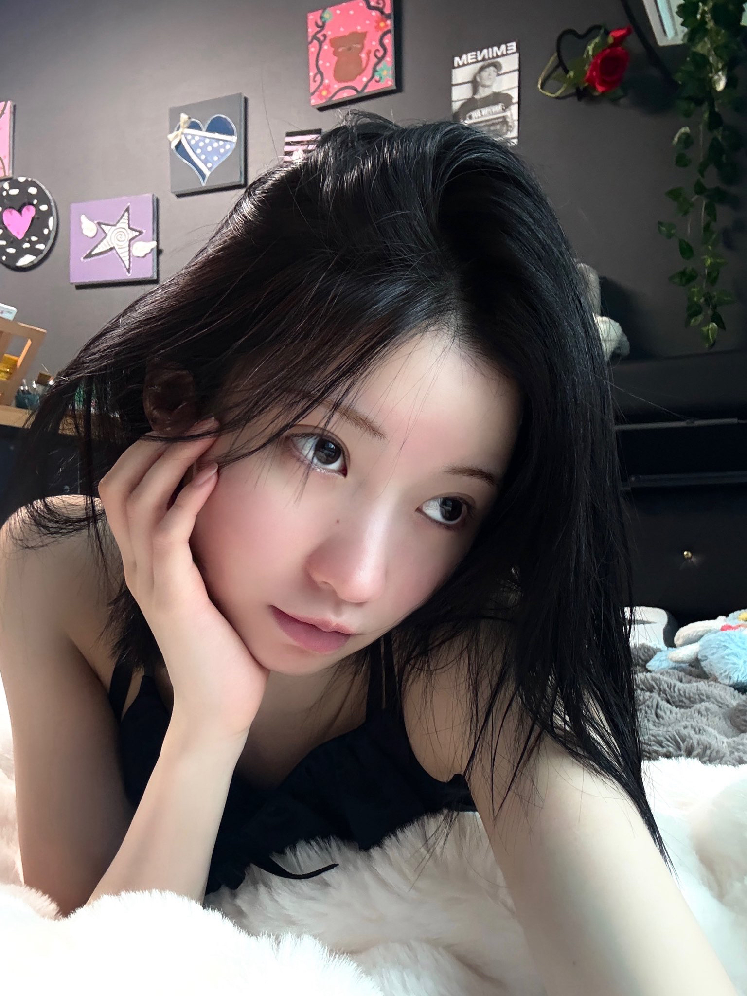 아사 (BABYMONSTER)의 비하인드 컷