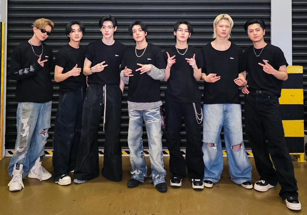 Popular K-POP post loved by fans