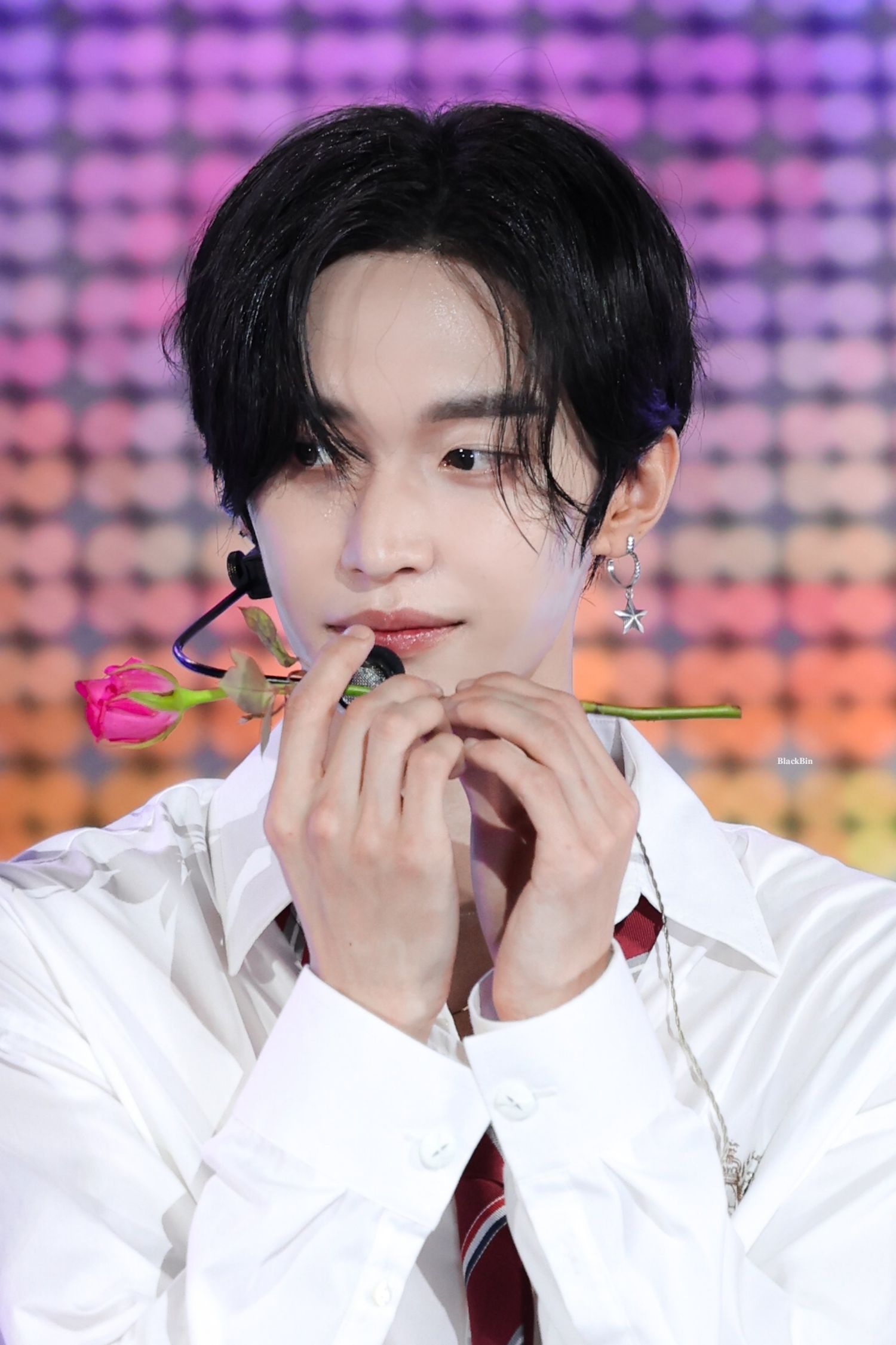Latest photo of Wonbin (RIIZE)