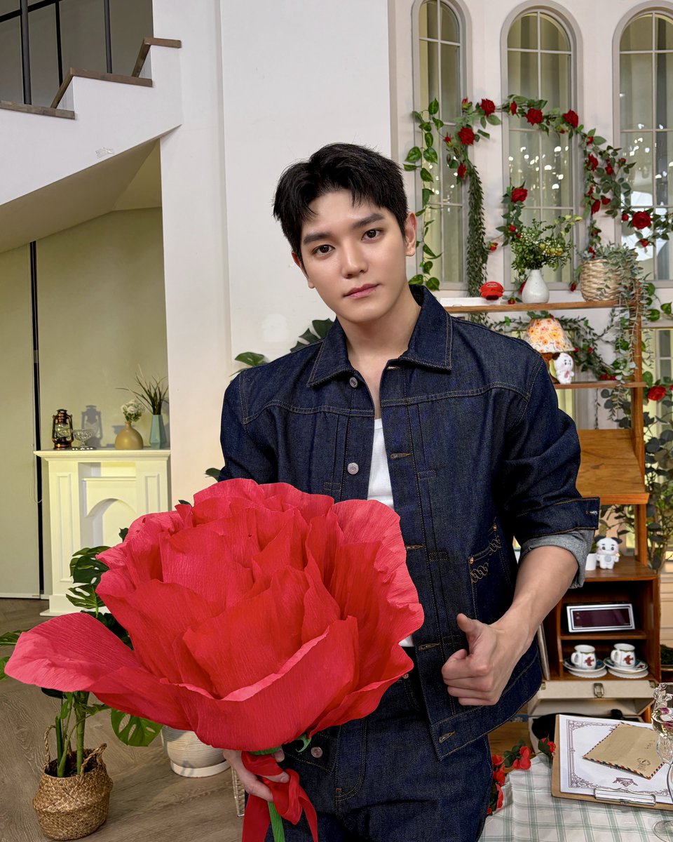 Behind-the-scenes cut of NCT