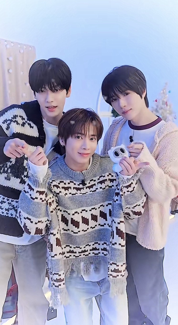 Today's most popular wallpaper in the Taehyun (TOMORROW X TOGETHER) community