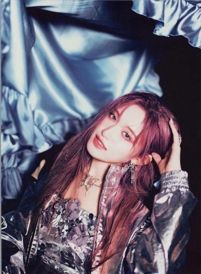 Latest photo of Leeseo (IVE)
