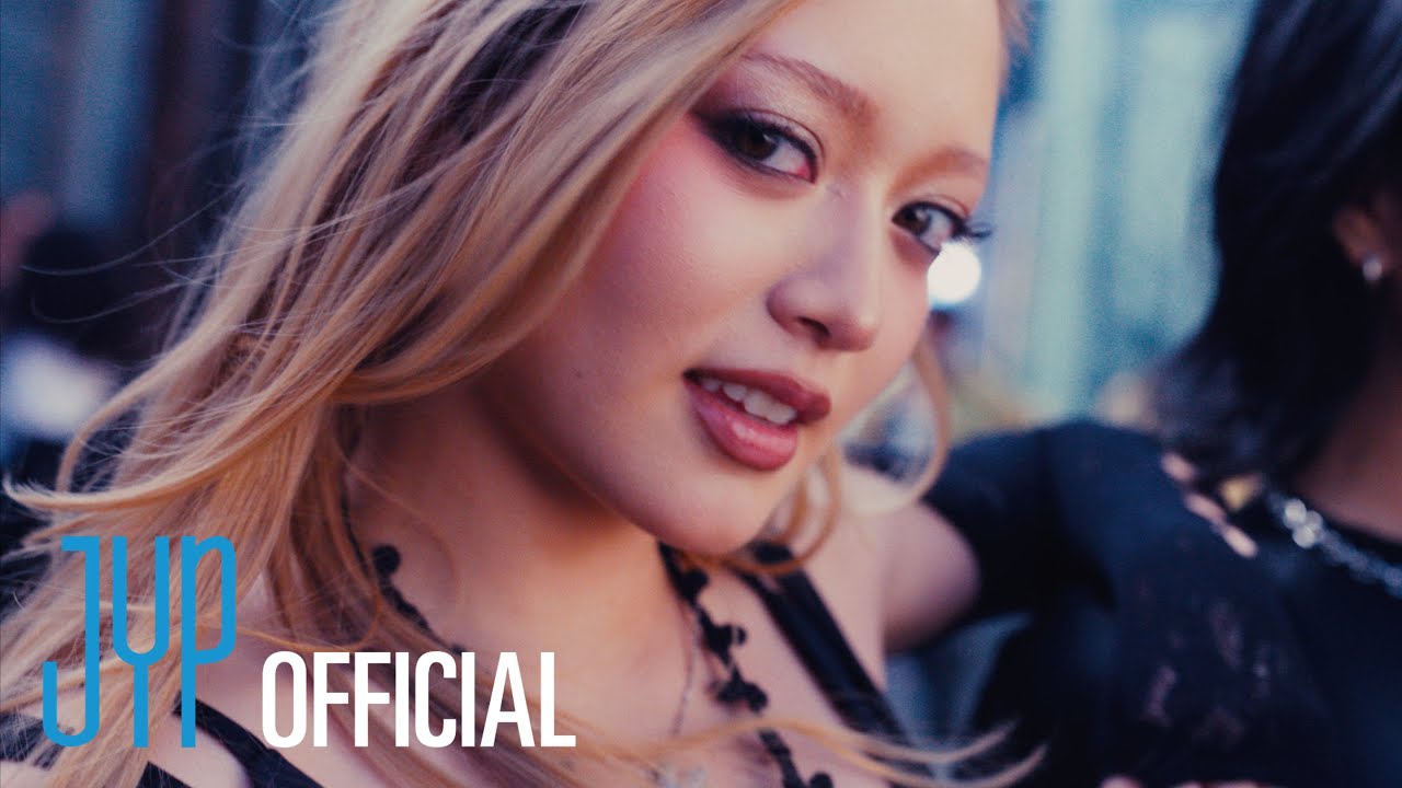 Behind-the-scenes cut of GIRLSET