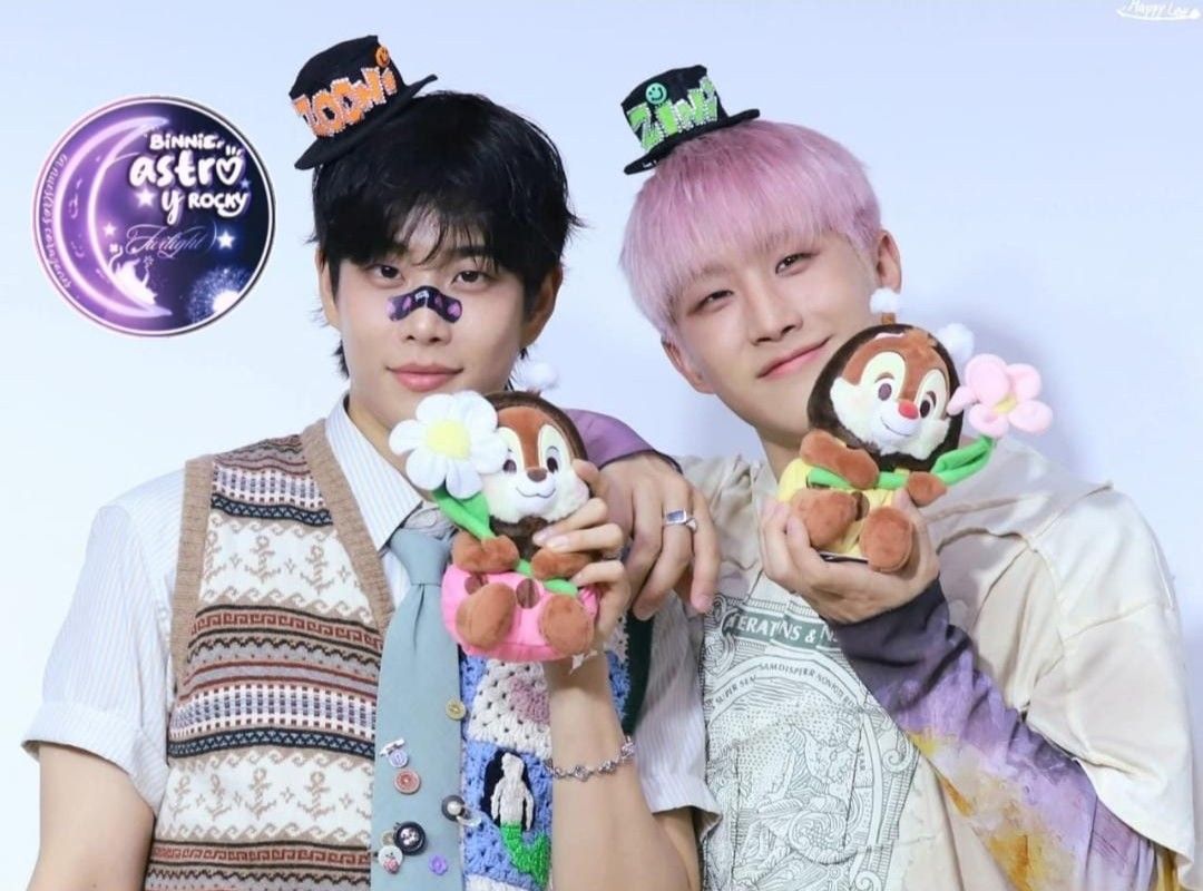 A moment captured by ASTRO's fan