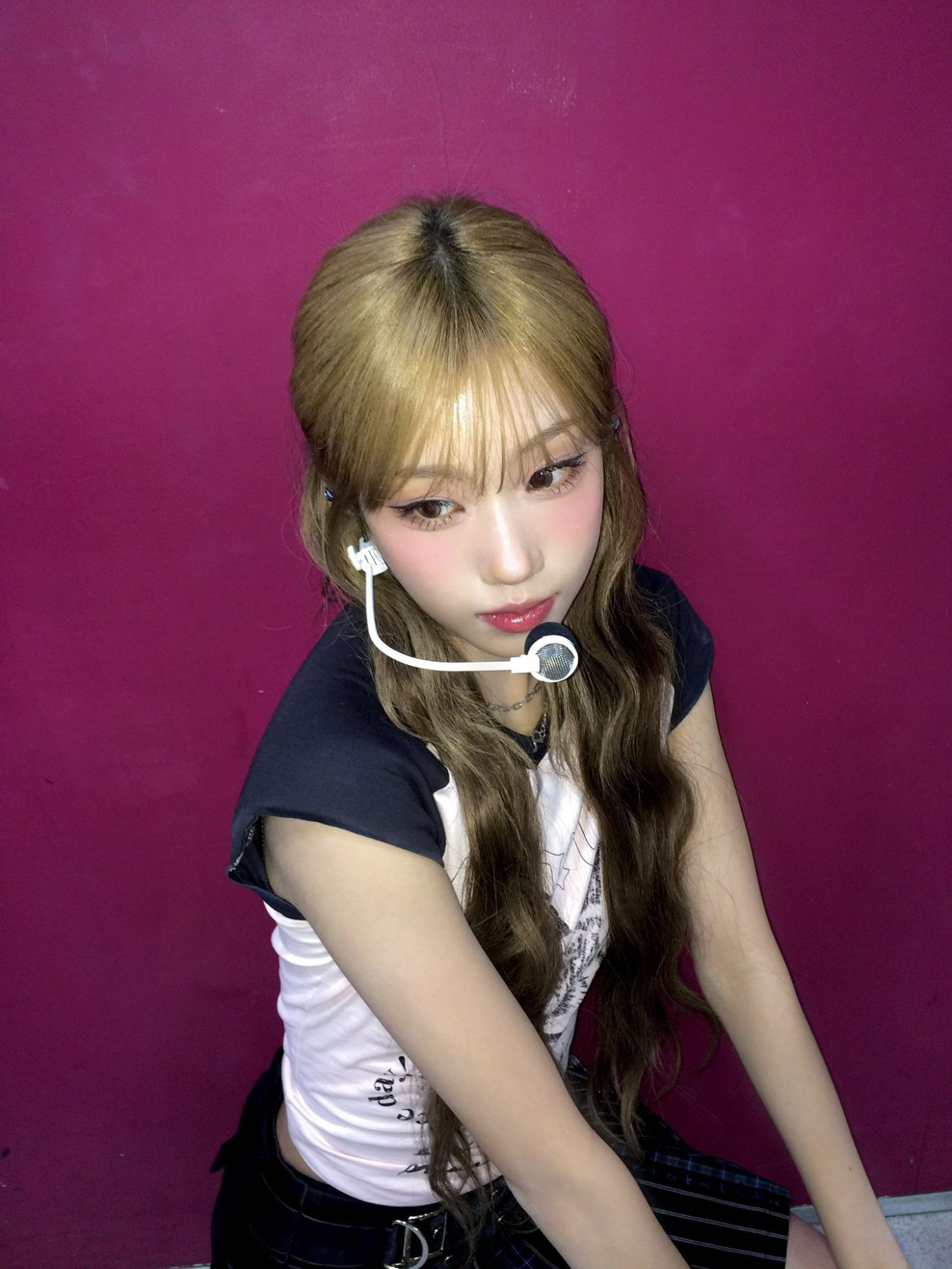 Behind-the-scenes cut of Choi Jungeun (izna)