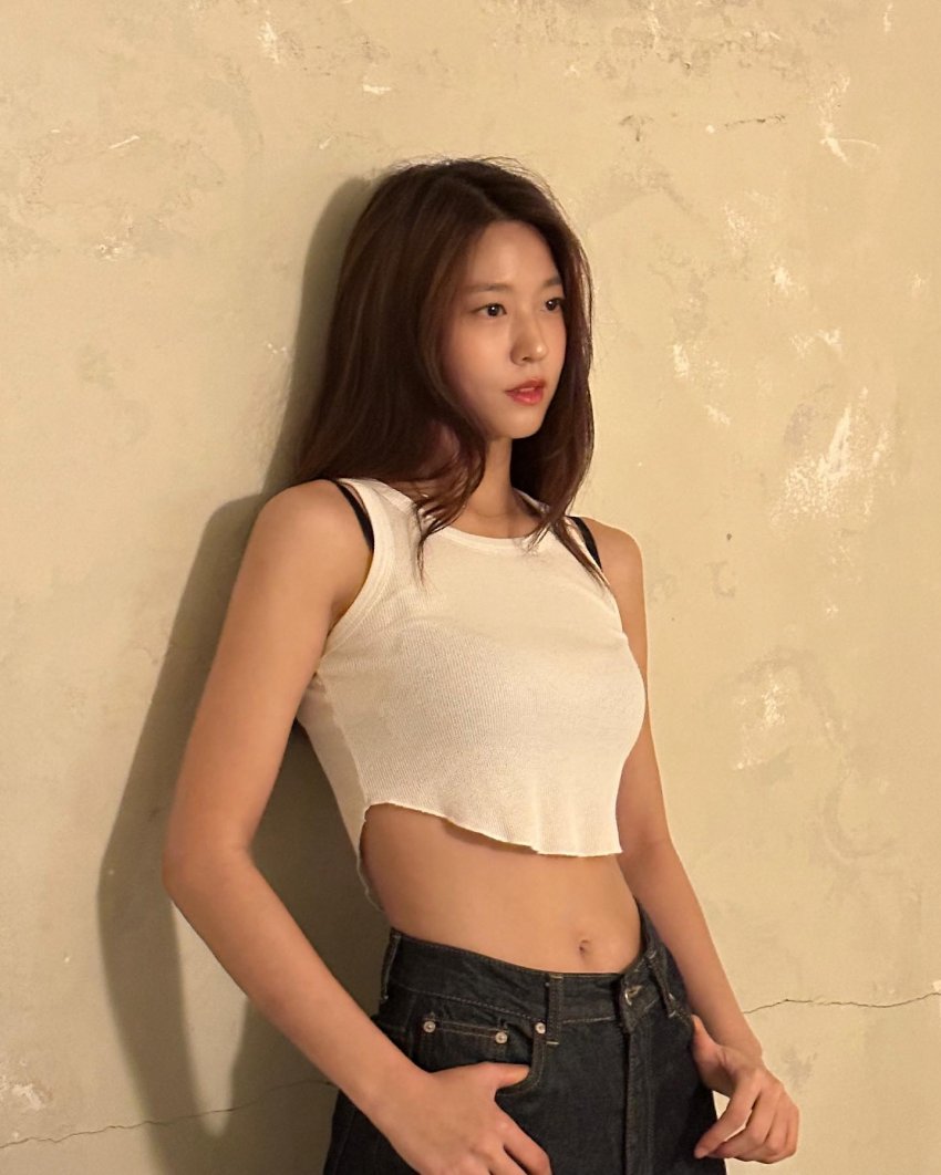 Recent activity shot of Seolhyun (AOA)