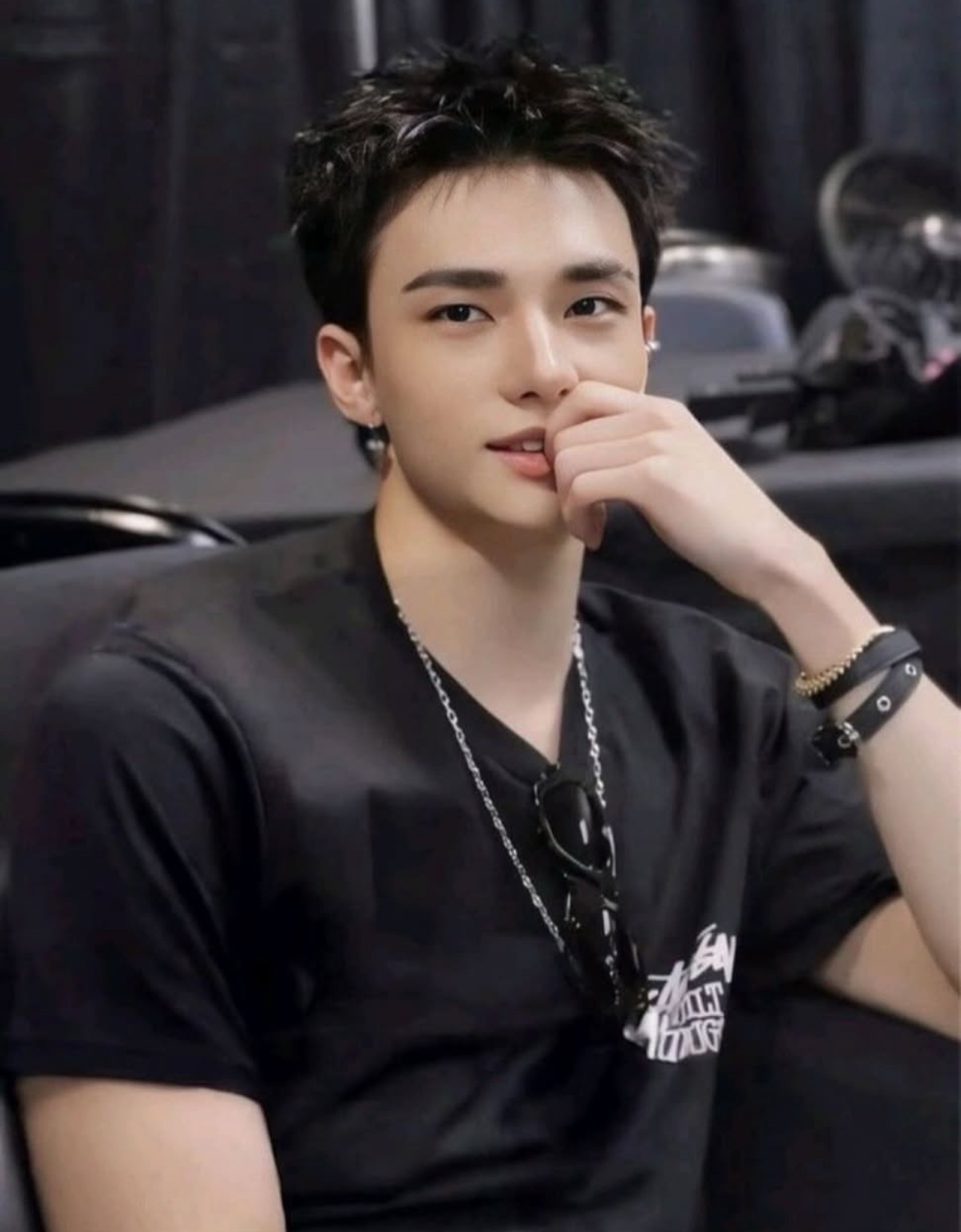 Latest photo of Hyunjin (Stray Kids)